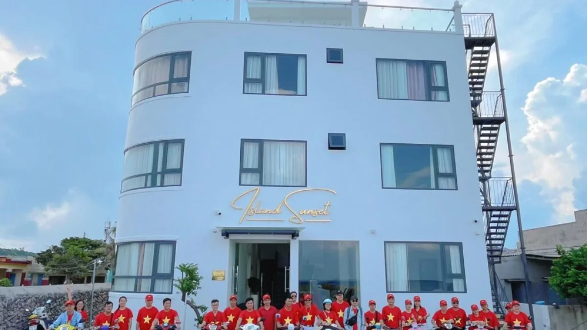 Island Sunset Hotel
