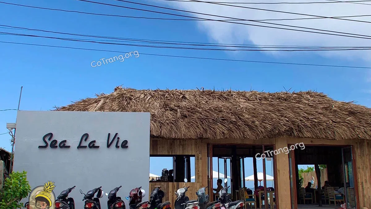 Mặt tiền quán Sea La Vie Phú Quý